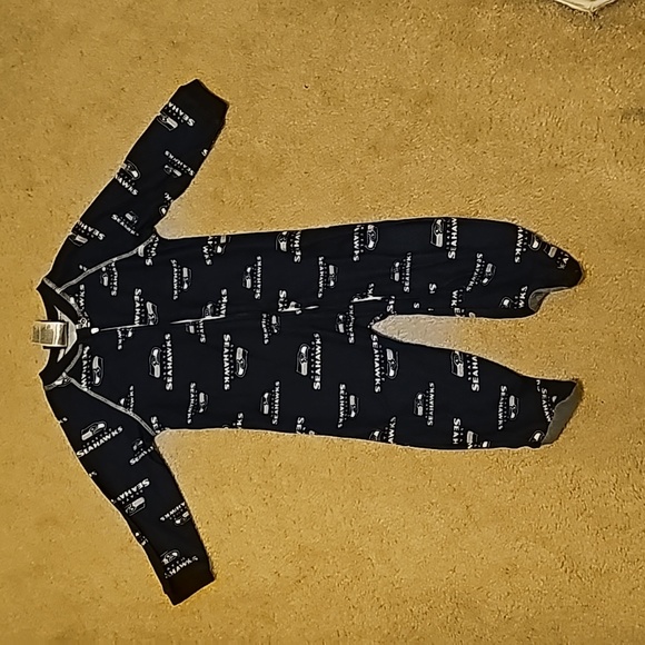 NFL Seattle Seahawks Onsie sleeper footies‎ - Picture 2 of 4